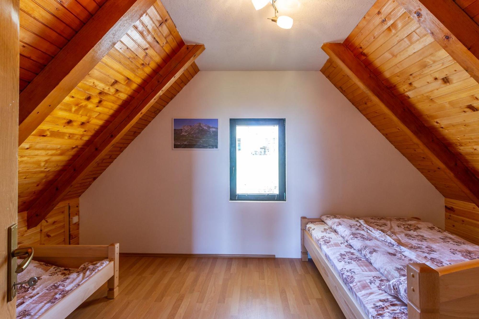 Guesthouse Wolf Žabljak Exterior foto